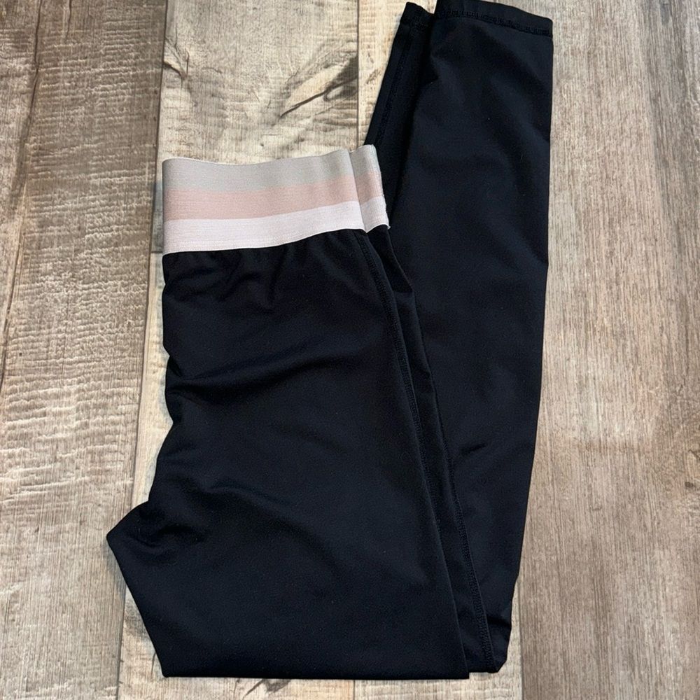 MONO‎ B Workout pants/ leggings- size M